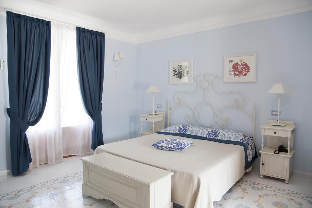 Hotel Residence Mendolita Lipari  Exteriör bild